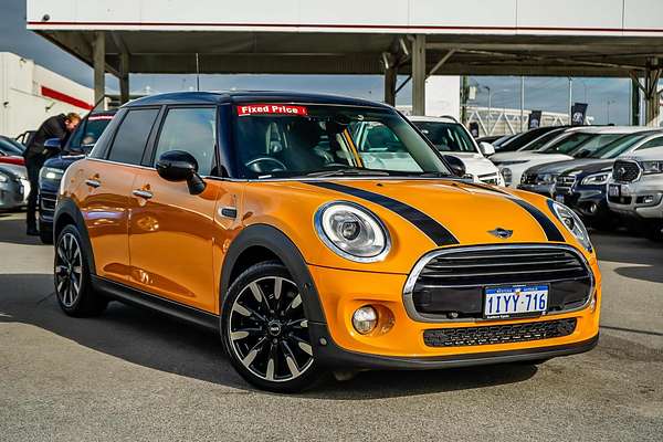 2016 MINI Hatch Cooper F55
