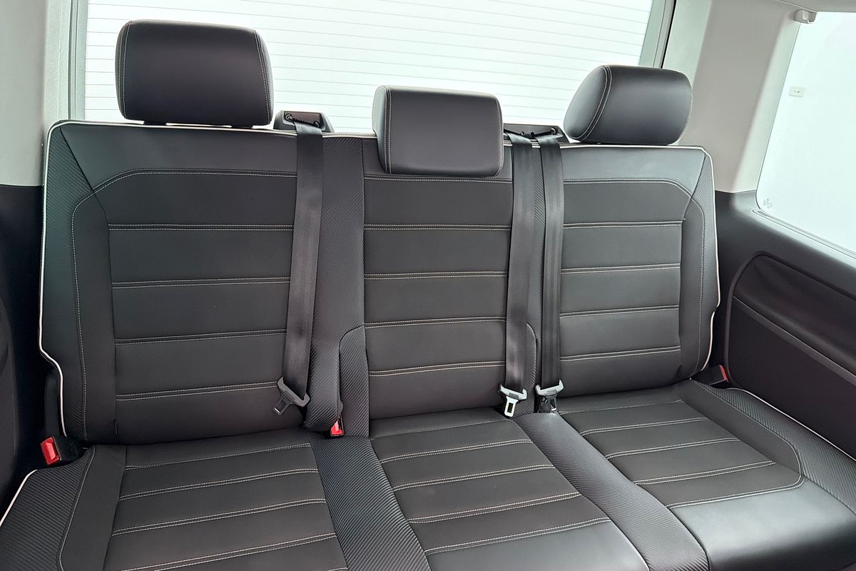 2019 Volkswagen Multivan TDI340 Black Edition T6 SWB