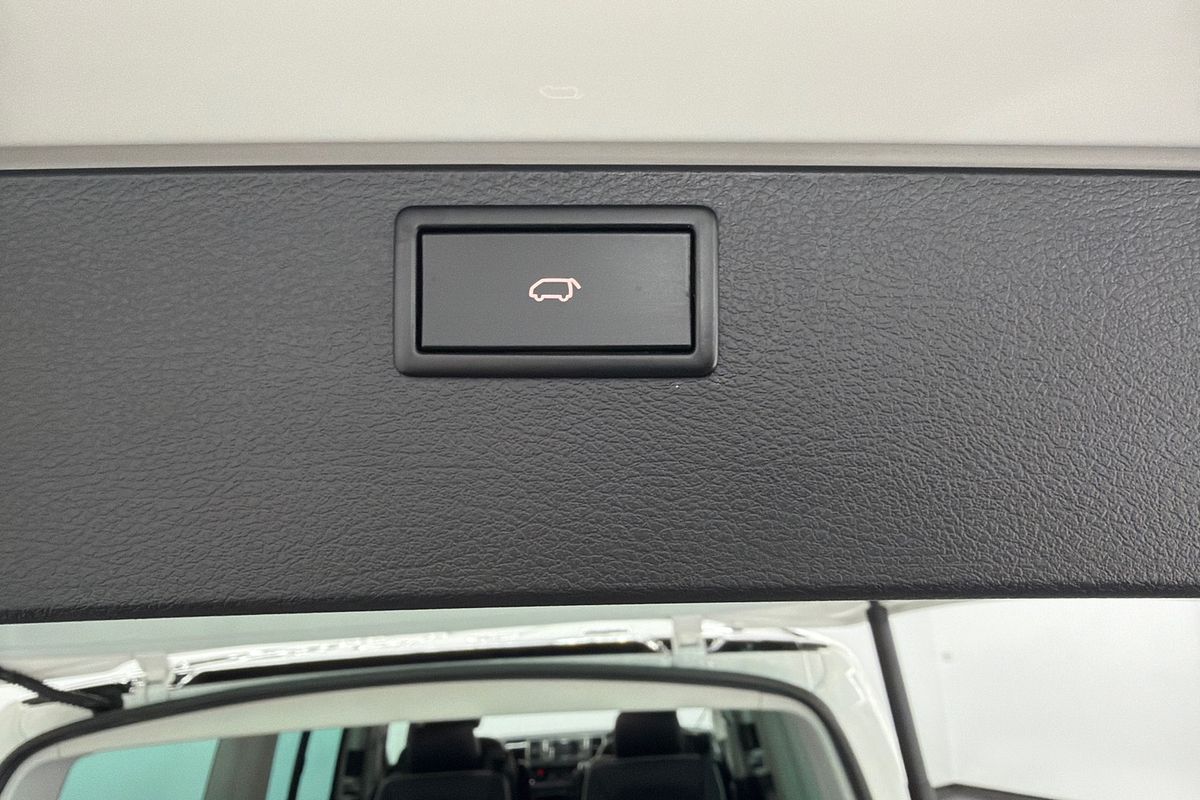 2019 Volkswagen Multivan TDI340 Black Edition T6 SWB