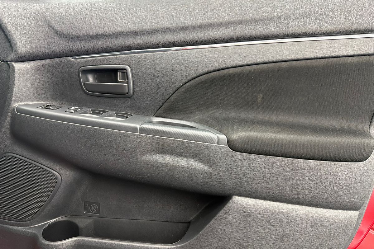 2019 Mitsubishi ASX ES XD