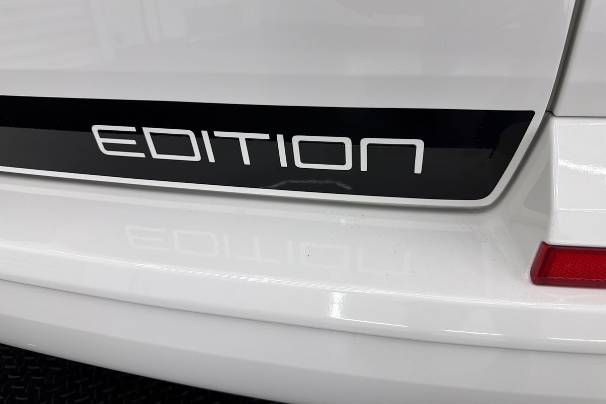 2019 Volkswagen Multivan TDI340 Black Edition T6 SWB