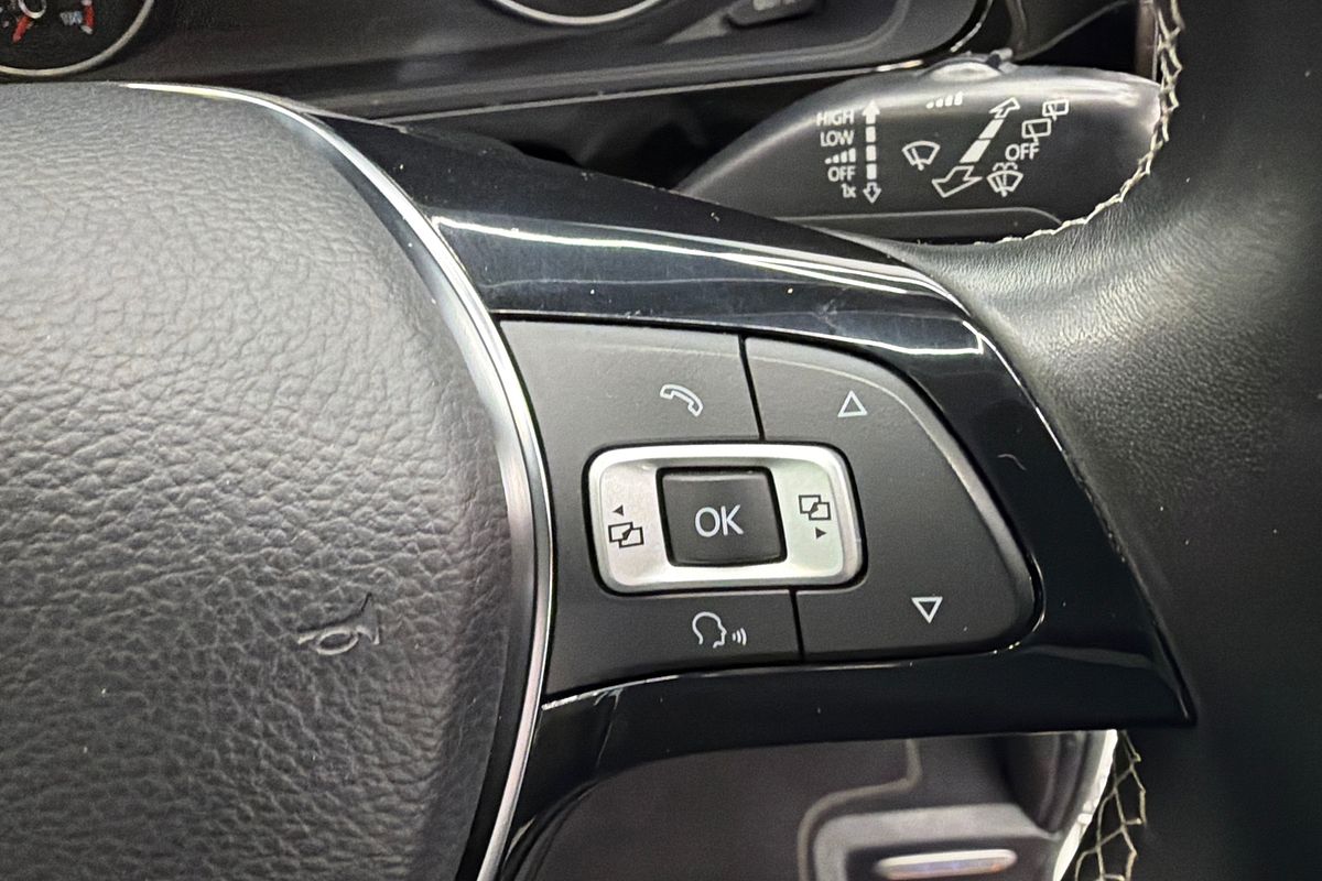 2019 Volkswagen Multivan TDI340 Black Edition T6 SWB