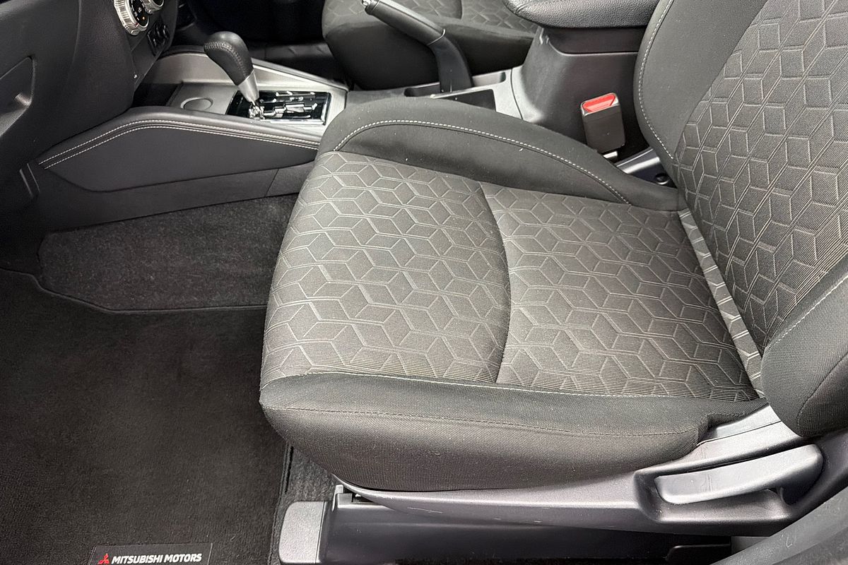 2019 Mitsubishi ASX ES XD