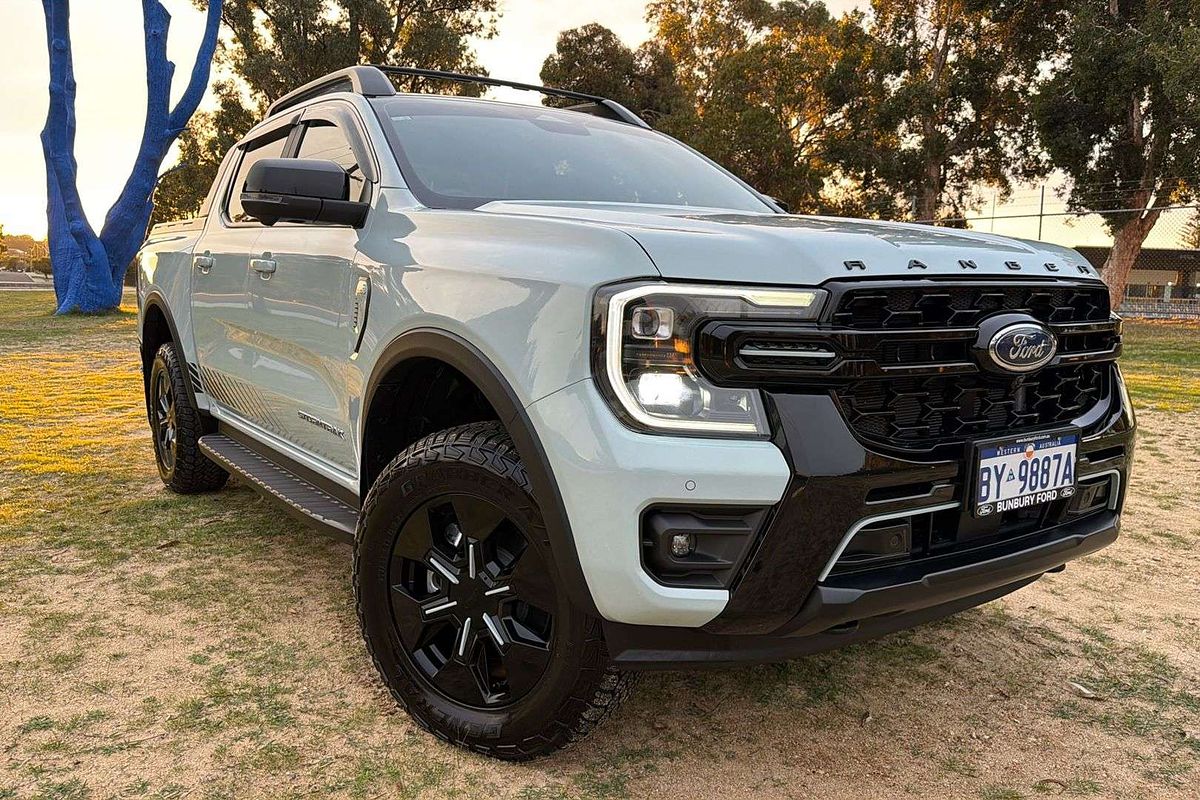 2025 Ford Ranger PHEV Stormtrak 4X4 2.3L