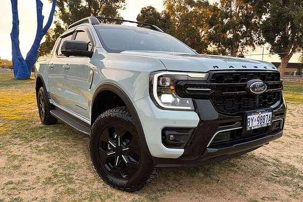 2025 Ford Ranger PHEV Stormtrak  4X4 2.3L