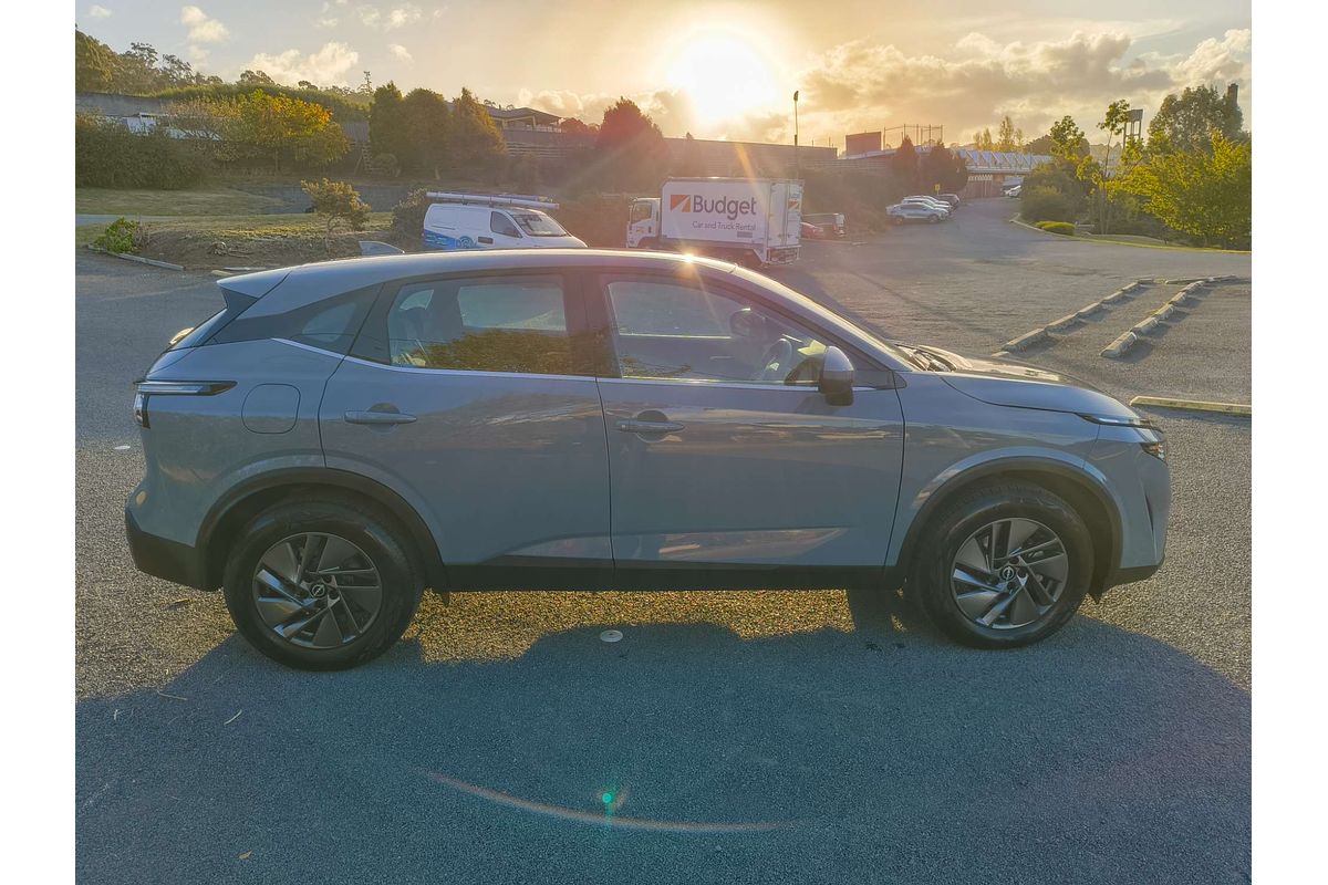 2025 Nissan QASHQAI ST J12