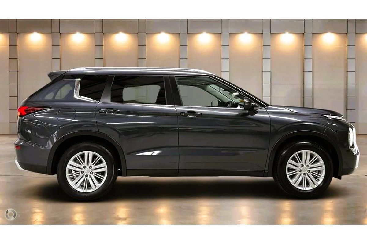 2024 Mitsubishi Outlander ES ZM
