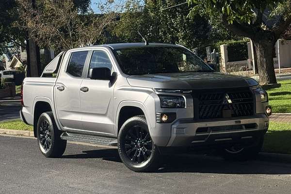2025 Mitsubishi Triton GLX+ MV 4X4