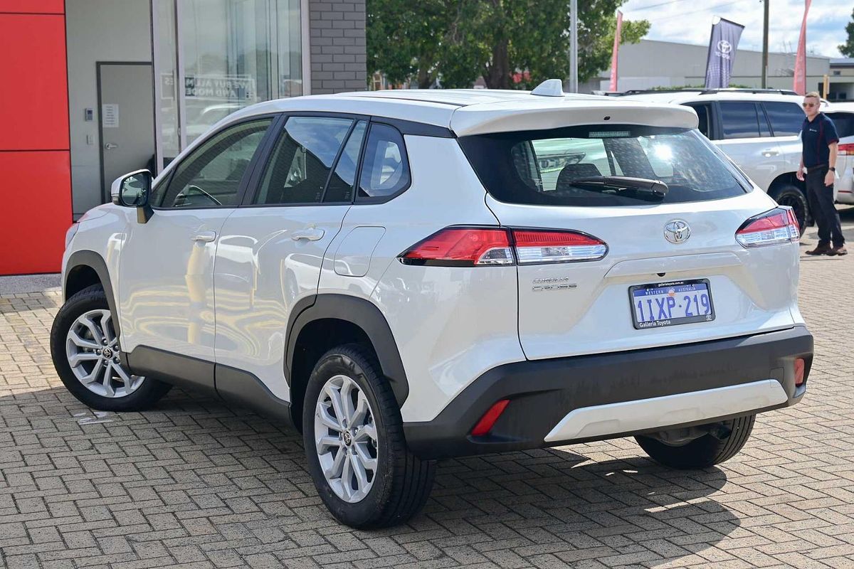 2024 Toyota Corolla Cross GX MXGA10R