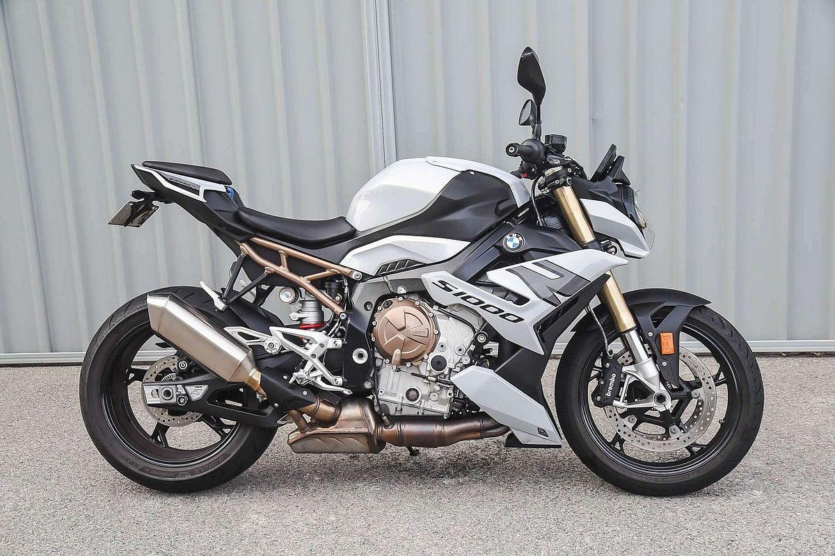 2022 BMW S 1000 R Sport S 1000