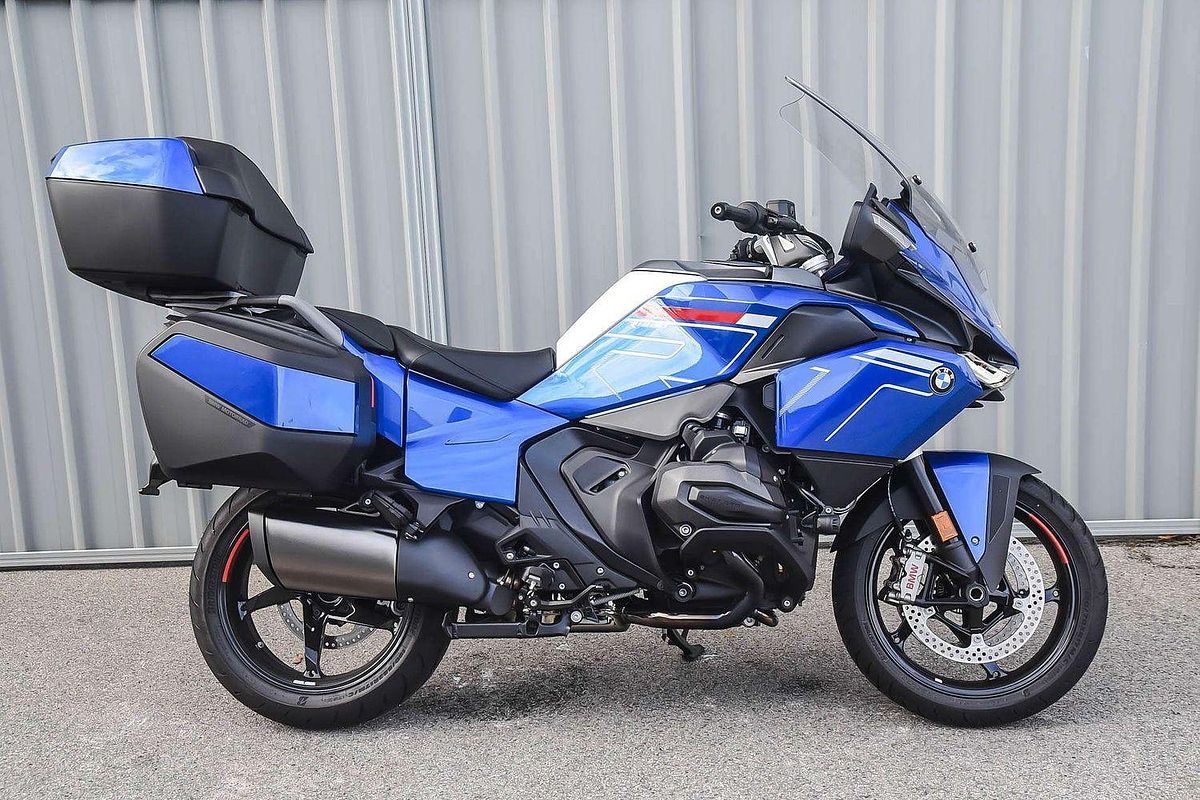 2026 BMW R 1300 RT Impulse R 1300