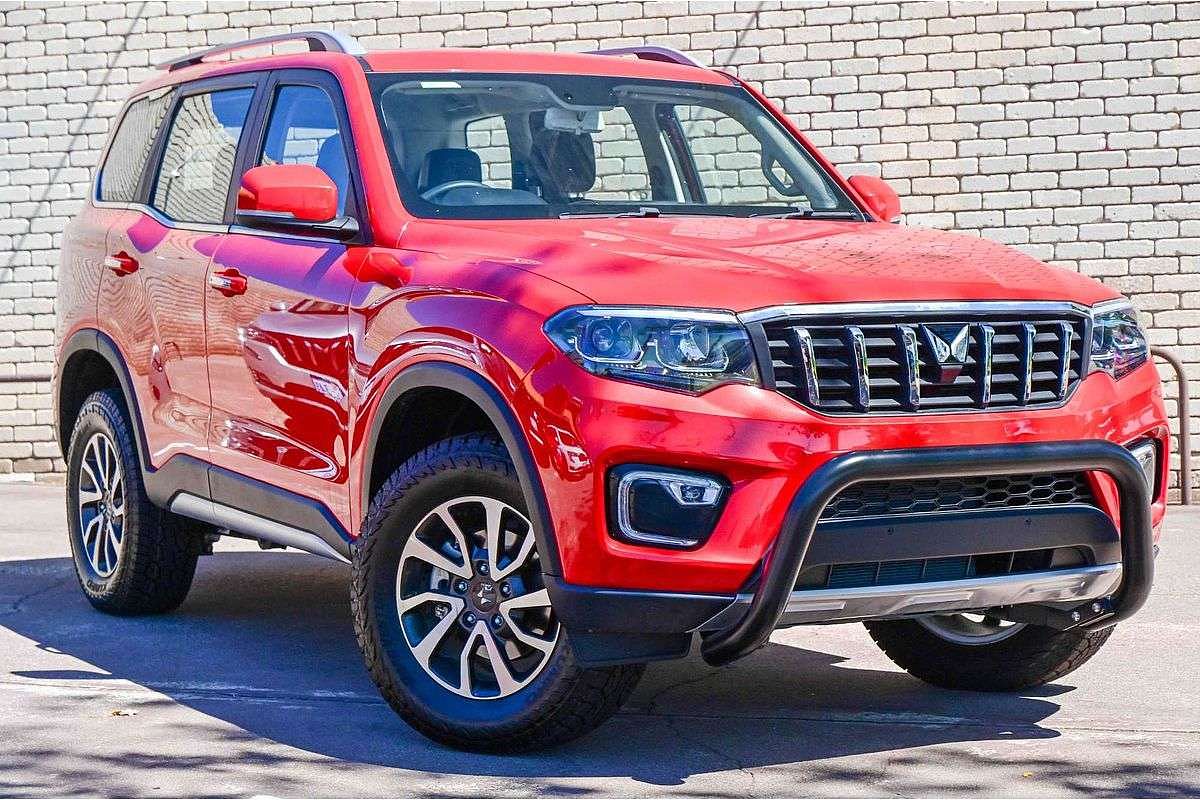 2023 Mahindra Scorpio Z8