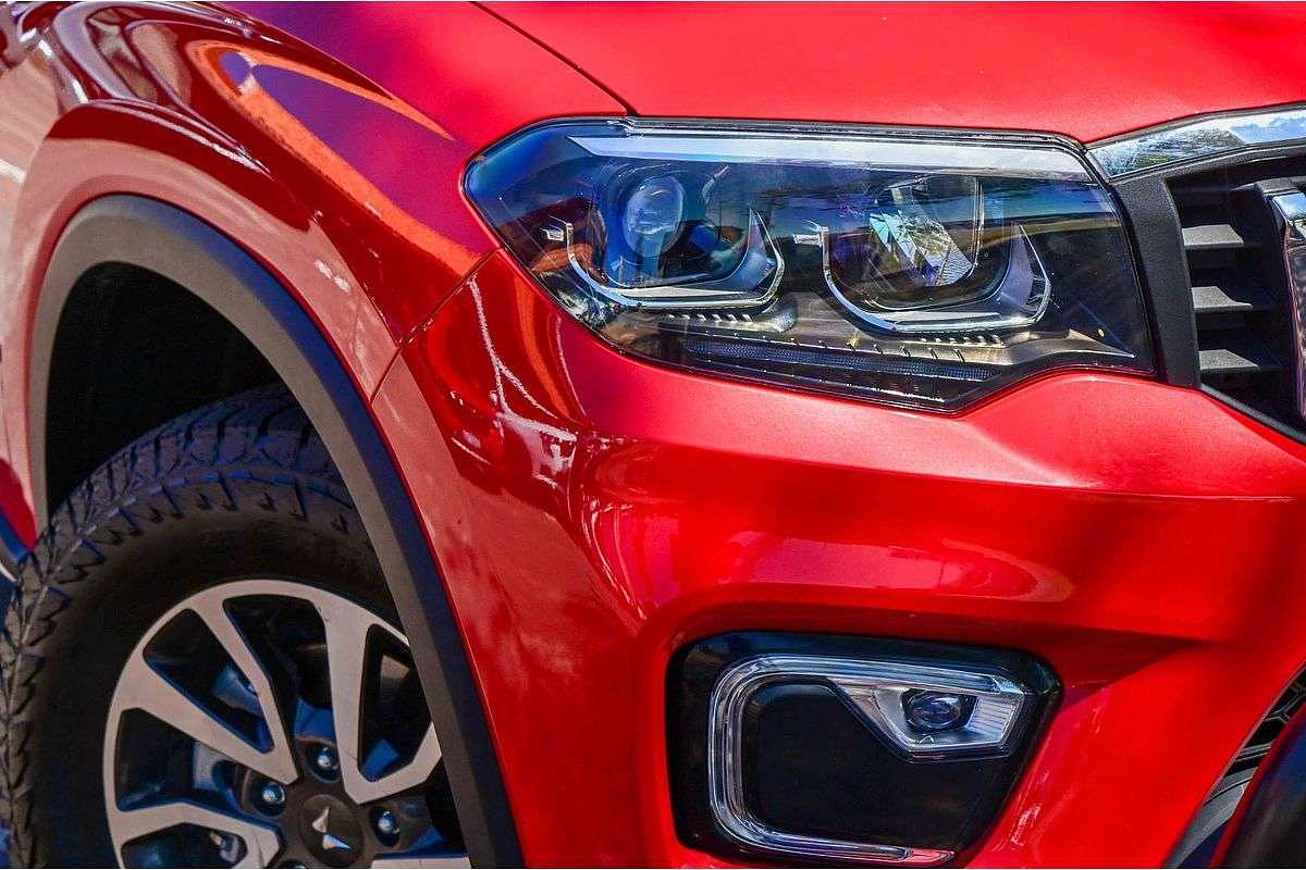 2023 Mahindra Scorpio Z8