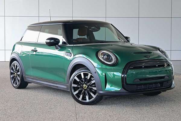 2022 MINI Hatch Cooper SE Classic F56 LCI-2