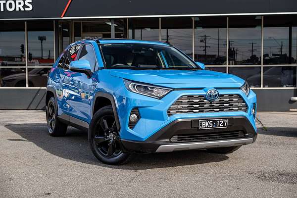 2020 Toyota RAV4 Cruiser AXAH54R