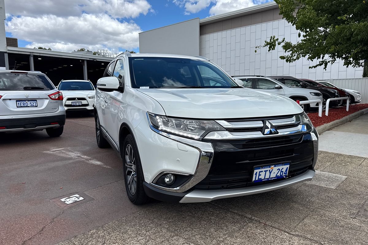 2015 Mitsubishi Outlander Exceed ZK