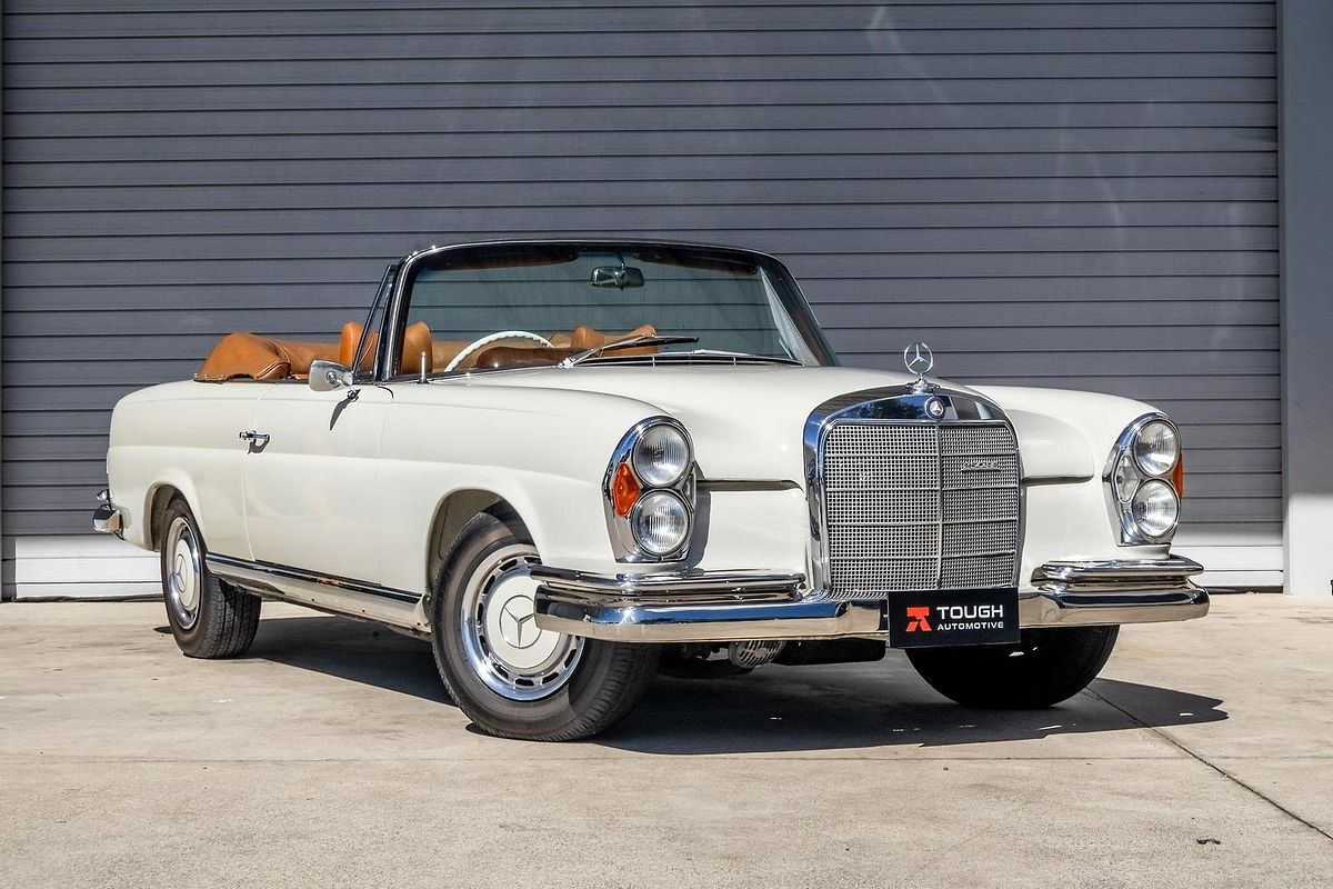 1967 Mercedes-Benz 250SE W111