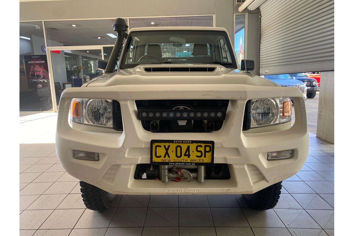 LANDCRUISER VDJ79R MY18 WORKMATE (4x4) 4.5L DTV8 DIESEL TURBO F/INJ 5 SP MANUAL C/CHAS 