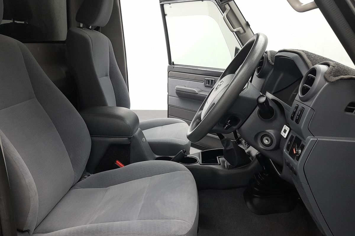 2017 Toyota Landcruiser GXL VDJ79R 4X4