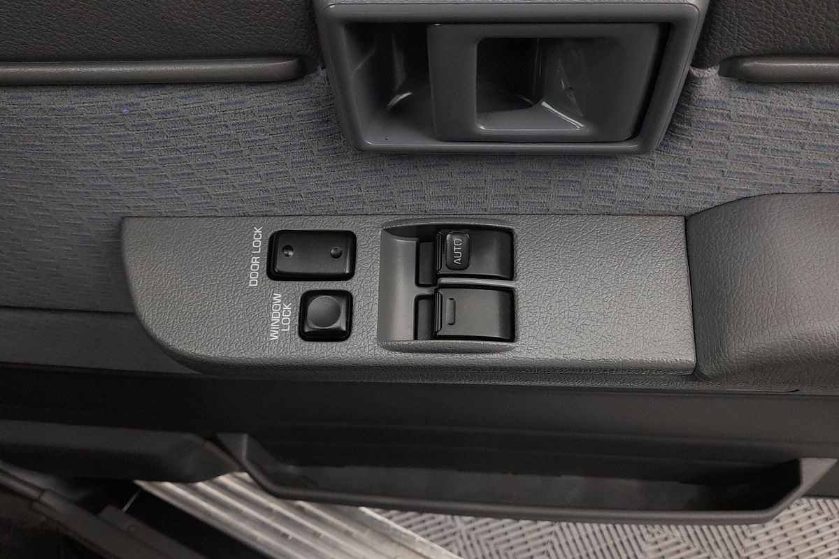 2017 Toyota Landcruiser GXL VDJ79R 4X4