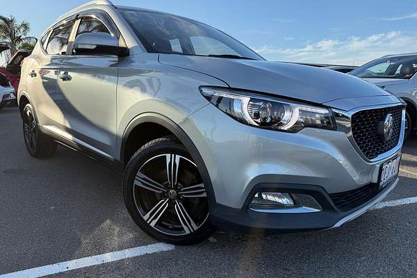 2020 MG ZS Essence AZS1