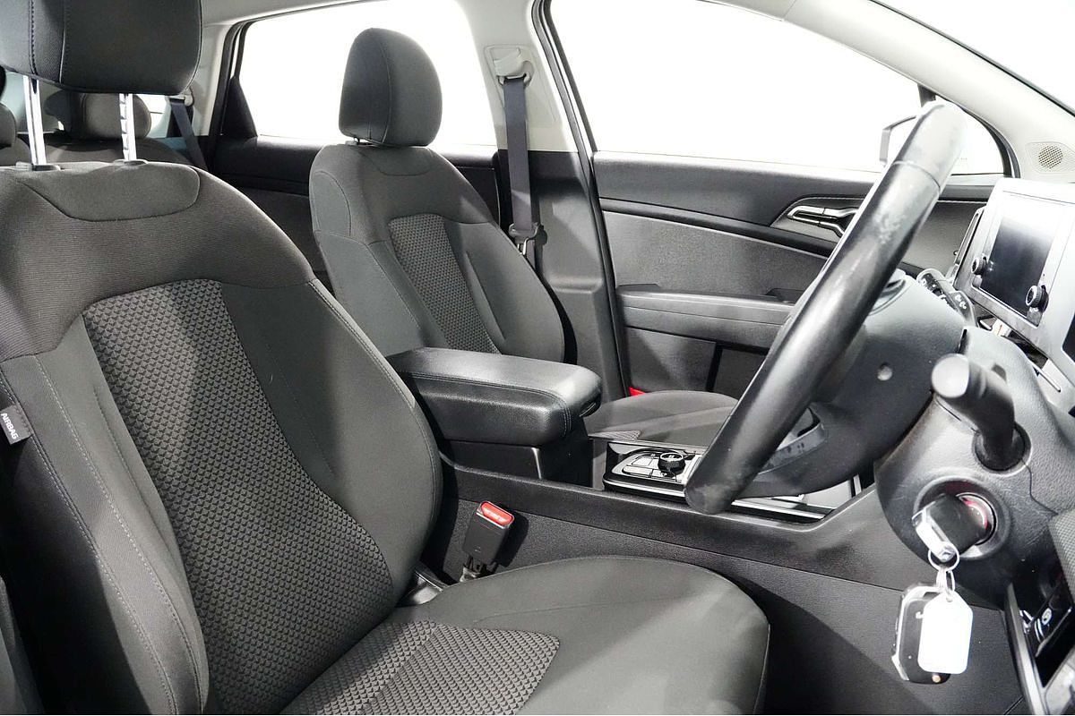 2022 Kia Sportage S NQ5