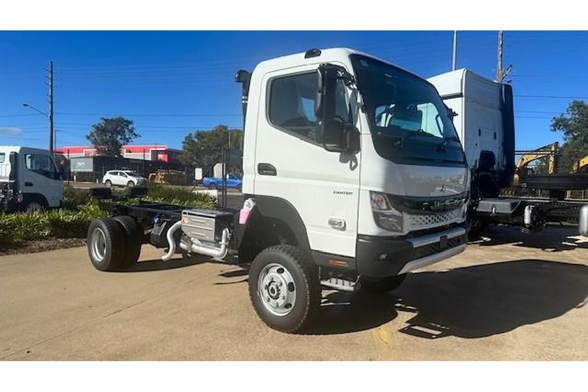 2026 Fuso Canter 4x4 4X4