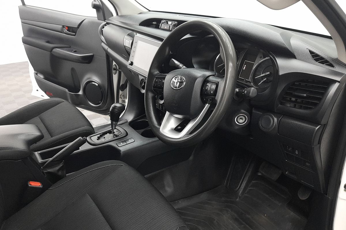 2022 Toyota Hilux SR GUN126R 4X4