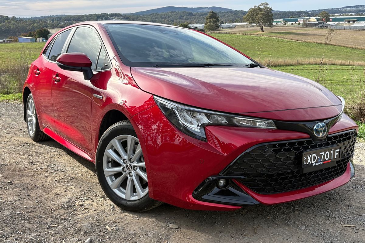 2022 Toyota Corolla SX Hybrid ZWE219R