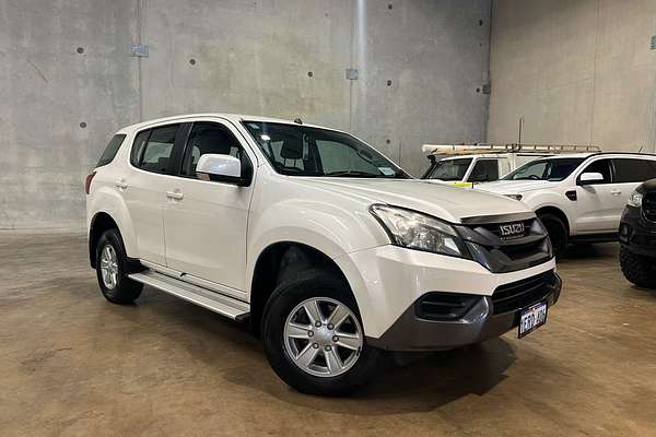 2014 Isuzu MU-X LS-M