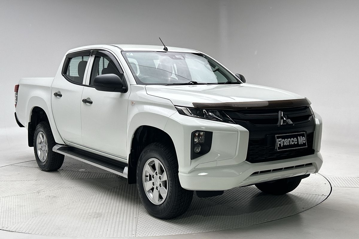 2022 Mitsubishi Triton GLX MR 4X4