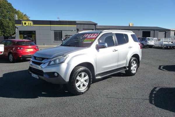 2014 Isuzu MU-X LS-T