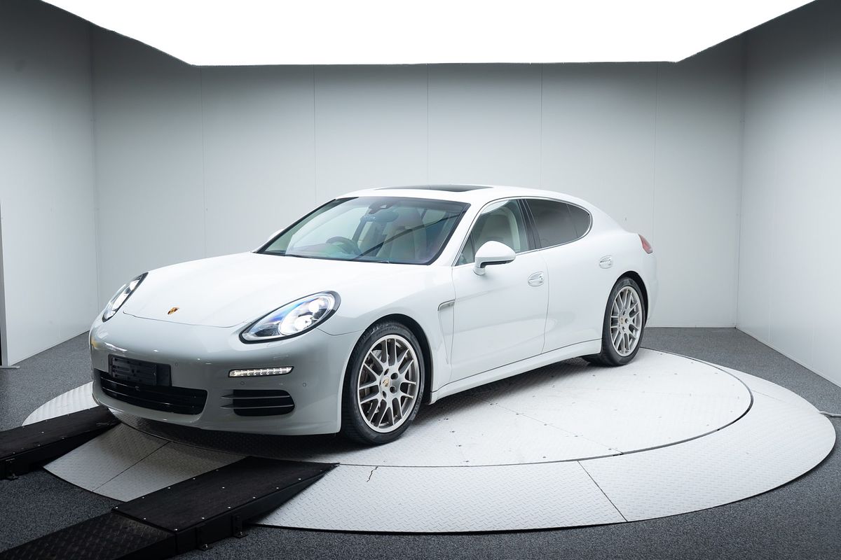 2013 Porsche Panamera S 970