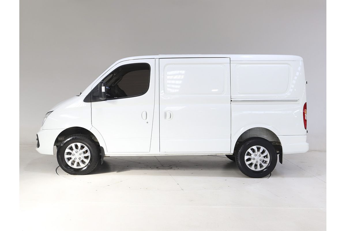 MY24 LDV V80 SWB Low Roof AMT (6185AFMC435B000)