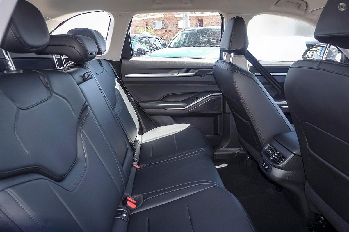 2026 GWM Haval H6 Lux B01