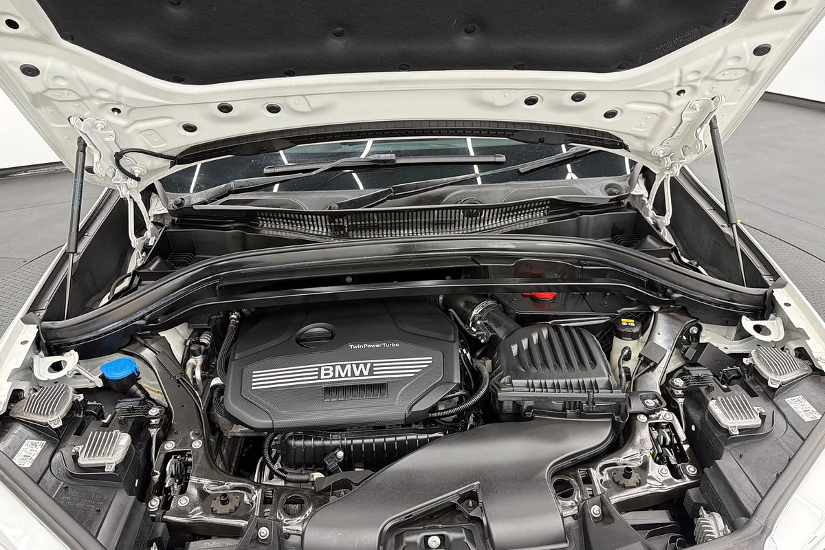 2018 BMW X1 sDrive18i F48