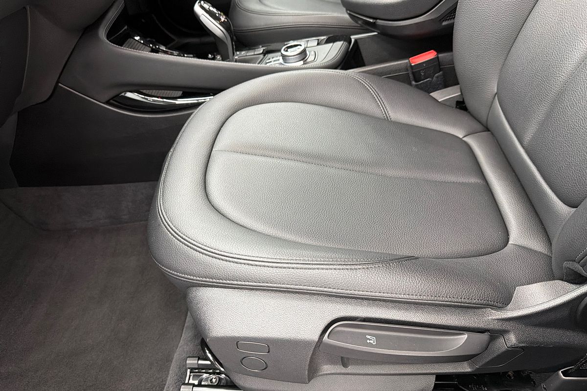 2018 BMW X1 sDrive18i F48