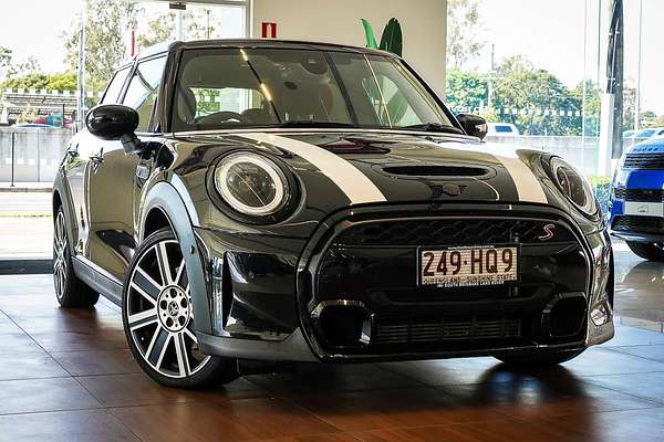 2023 MINI Hatch Cooper S Classic F55 LCI-2