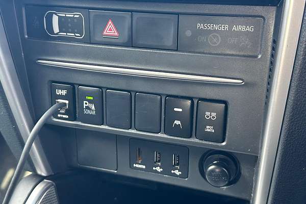 2020 Mitsubishi Triton GLX-R MR 4X4 thumb-25