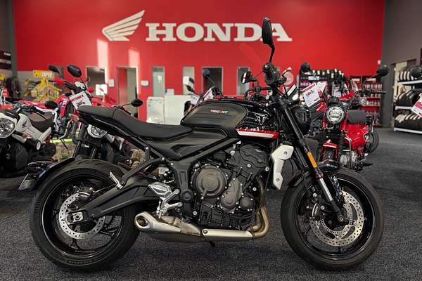 2023 Triumph TRIDENT 660 LAMS