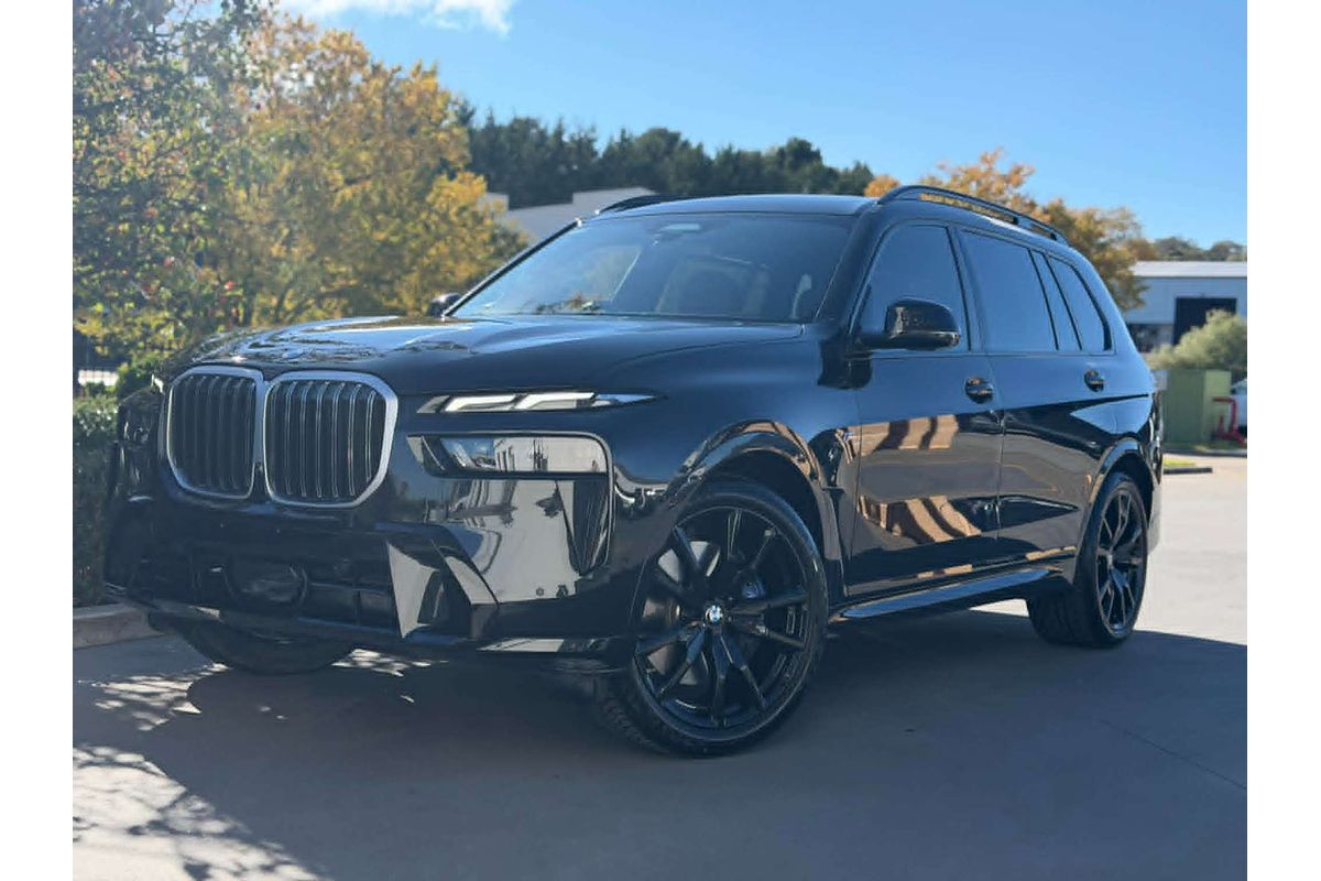 2025 BMW X7 xDrive40i M Sport G07 LCI