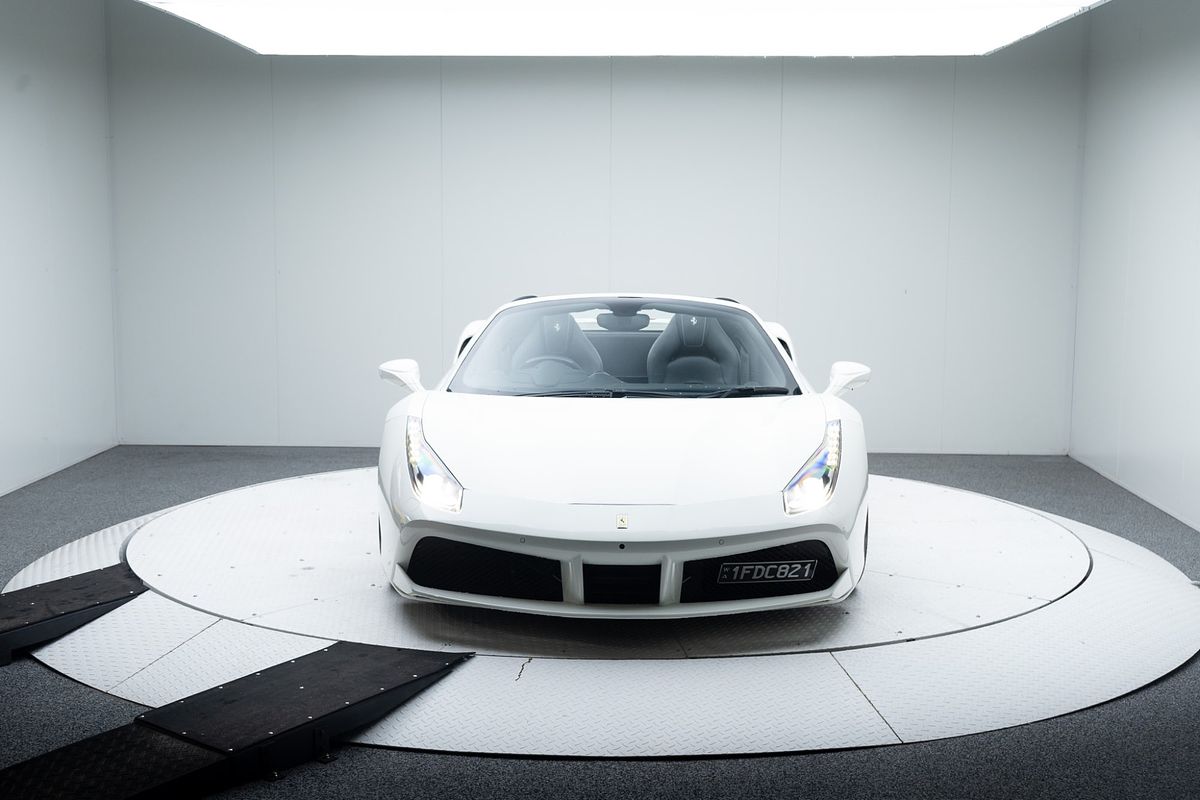 2016 Ferrari 488 Spider F142