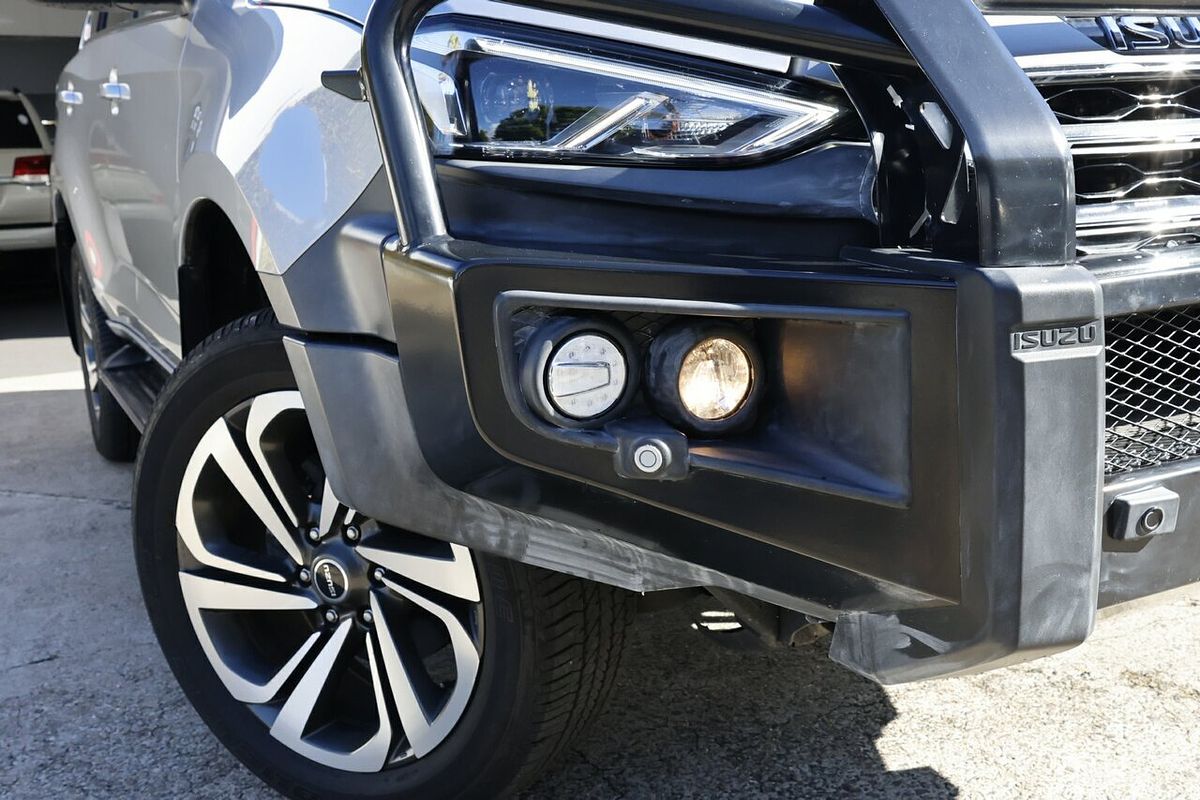 2022 Isuzu MU-X LS-T