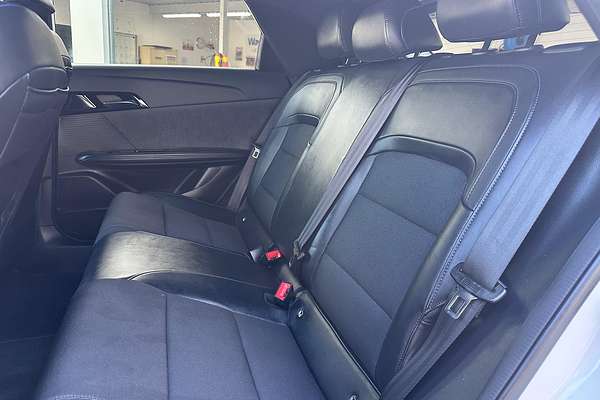 2023 MG MG4 Essence 64 MEH32 thumb-17