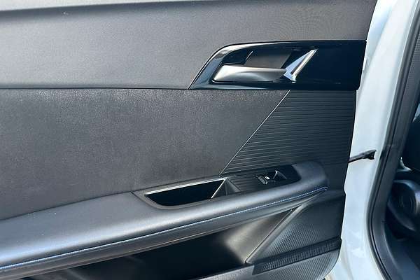 2023 MG MG4 Essence 64 MEH32 thumb-18