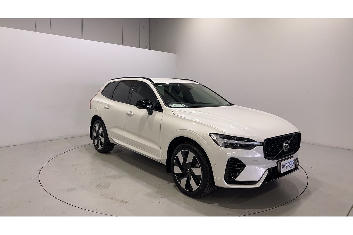2023 Volvo XC60 Recharge Ultimate T8 Plug-In Hybrid