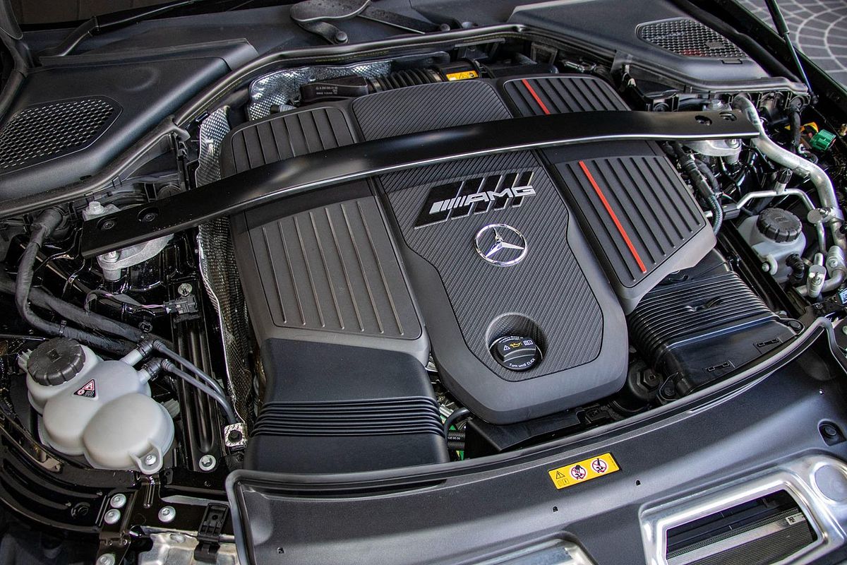 W214 806MY E53 AMG SED SSTC 9s p 3.0TeC/120kW