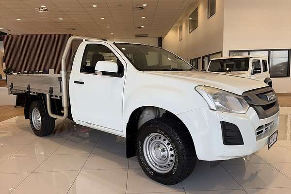 2017 Isuzu D-MAX SX High Ride Rear Wheel Drive