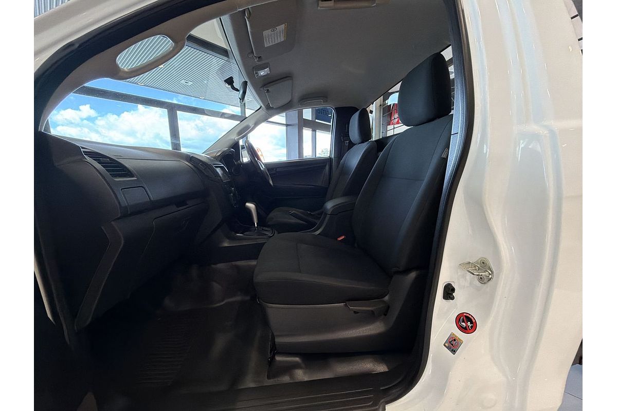 2017 Isuzu D-MAX SX High Ride Rear Wheel Drive