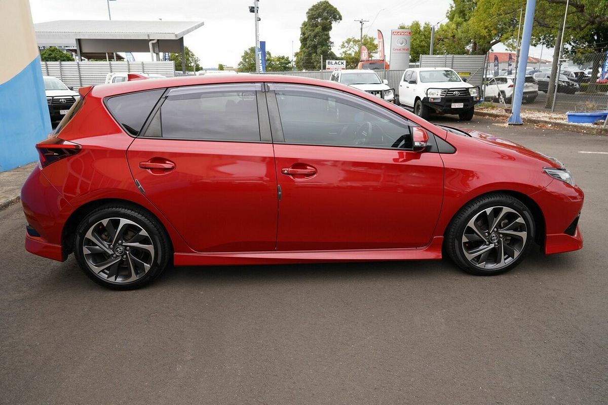 2016 Toyota Corolla SX ZRE182R